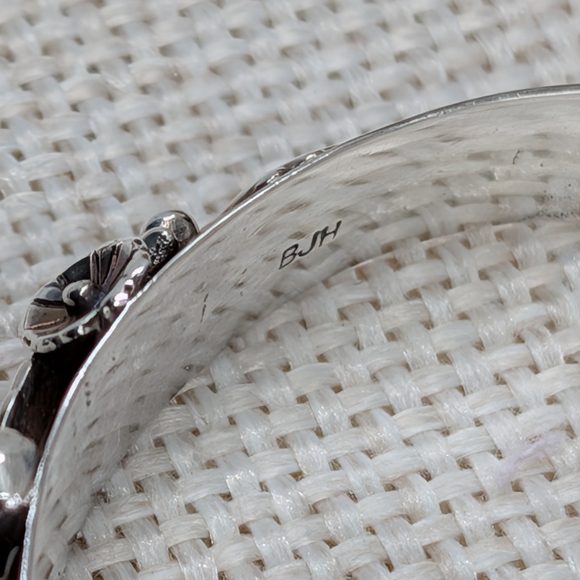 Vintage Sterling Silver Cuff Bracelet Black Onyx Florida Keys Small Wrist - Picture 8 of 15